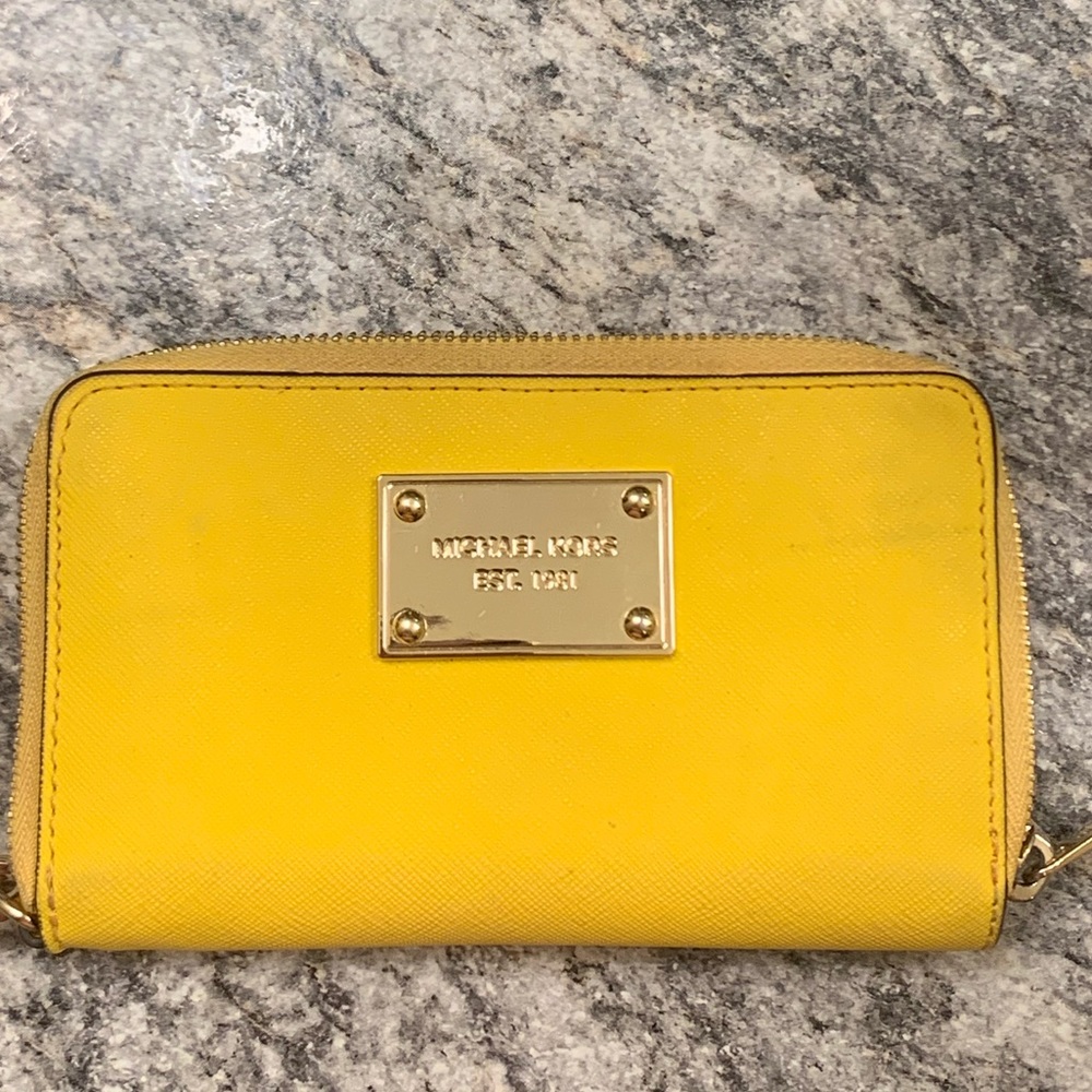 Michael Kors Wristlet